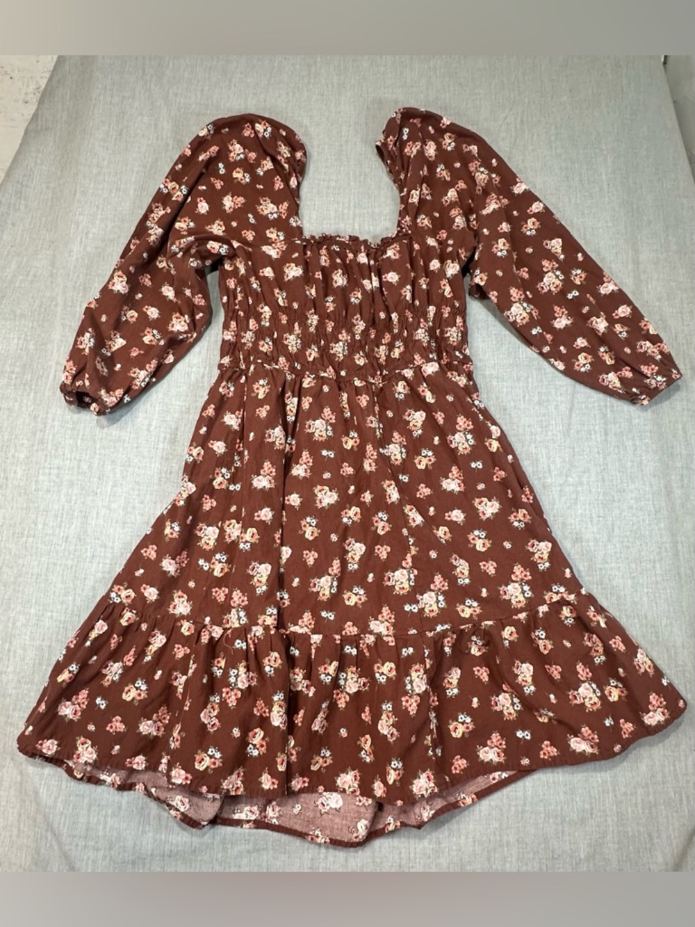 Celebrity Pink brown floral midi dress with smocked waist sz L - Picture 2 of 9